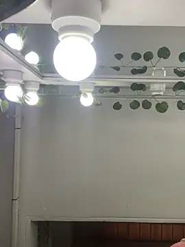 Kitty Bms  online show from 12-22-25, 06:52