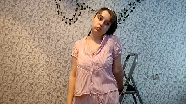 Snapshot of Lilidreamsy chatting on 12-05-25, 10:14 Lilidreamsy online show from 12-05-25, 10:14