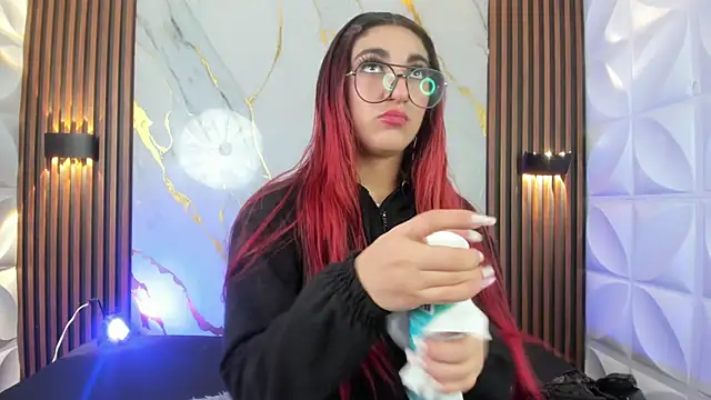 Snapshot of Venus_Bms_ chatting on 12-15-25, 11:27 Venus Bms online show from 12-15-25, 11:27