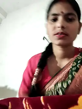 pihu 7018 online show from 11-23-25, 08:46