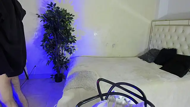 Im Dayros online show from 11-28-25, 07:47