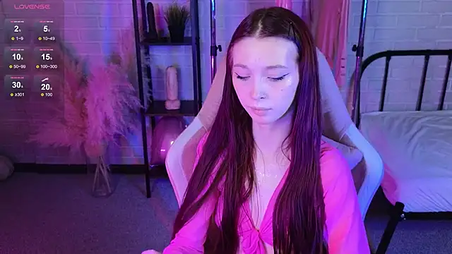 Snapshot of miiss_jessica chatting on 03-08-26, 02:04 miiss jessica online show from 03-08-26, 02:04