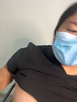 Snapshot of aricub chatting on 02-05-26, 02:40 aricub online show from 02-05-26, 02:40