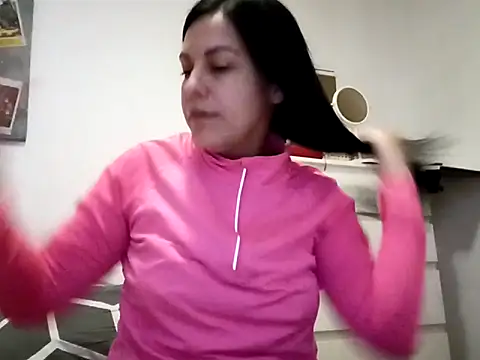 Snapshot of Morena_ojazos_travieza-39 chatting on 02-16-26, 09:34 Morena ojazos travieza-39 online show from 02-16-26, 09:34