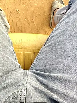 Snapshot of desi_alpha_boy chatting on 01-11-26, 10:44 desi alpha boy online show from 01-11-26, 10:44