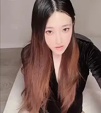 clara-cc online show from 02-12-26, 02:06