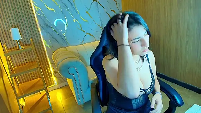 Snapshot of lexiemarie_tf chatting on 11-25-25, 12:27 lexiemarie tf online show from 11-25-25, 12:27