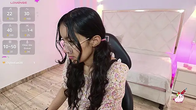 rosee tay1 online show from 01-10-26, 11:49