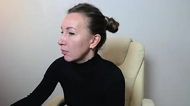 Brandy Gem online show from 04-20-26, 01:13