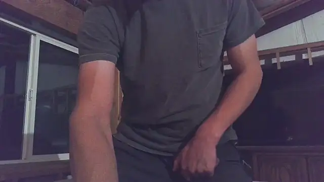 Ruggeddude8 online show from 12-04-25, 06:34