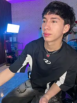 kaelwolf tay online show from 03-28-26, 07:15