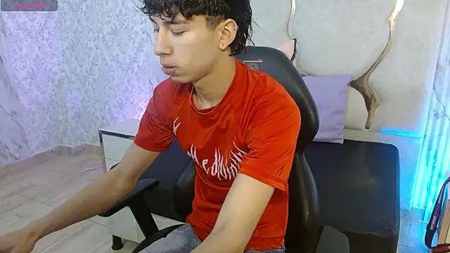 kaelwolf tay online show from 11-23-25, 12:37