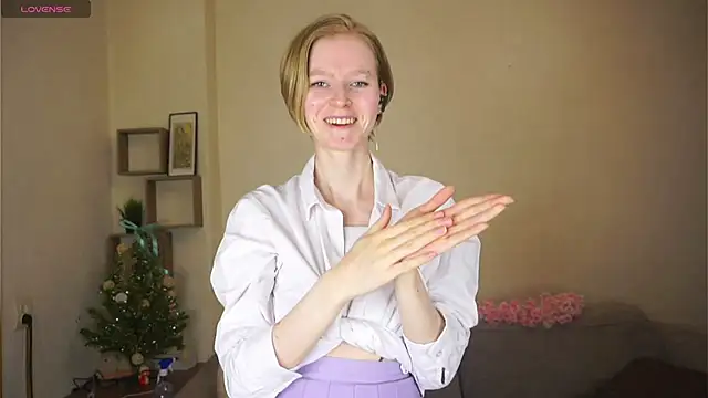 ToyaPletz online show from 03-24-26, 06:19