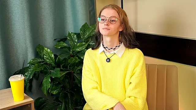 ToyaPletz online show from 11-23-25, 10:36