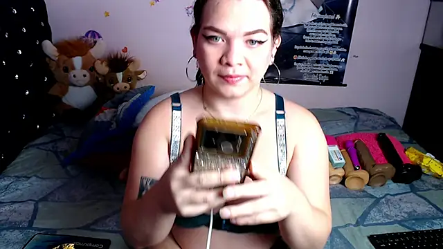 ShantalTsFox online show from 06-19-26, 01:00