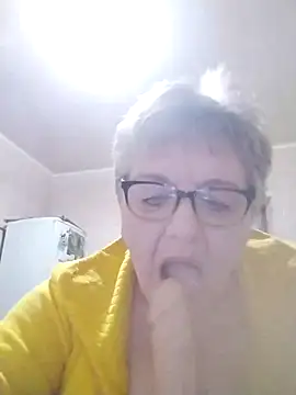 MillanaOcean online show from 11-30-25, 09:26