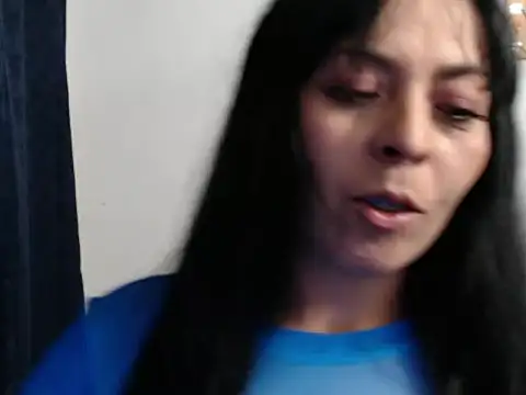 Paolahotty online show from 11-29-25, 03:06