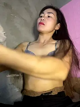 meganmeo online show from 12-21-25, 11:49