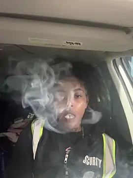 Snapshot of seductivefreak7 chatting on 12-18-25, 02:21 seductivefreak7 online show from 12-18-25, 02:21