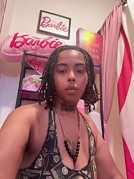 Snapshot of seductivefreak7 chatting on 02-11-26, 07:36 seductivefreak7 online show from 02-11-26, 07:36