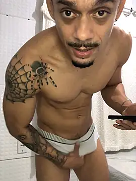 Snapshot of dot_21cm_ chatting on 05-05-26, 06:16 dot 21cm online show from 05-05-26, 06:16