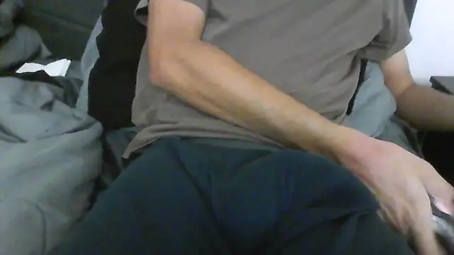 latinman7944 online show from 04-19-26, 06:47