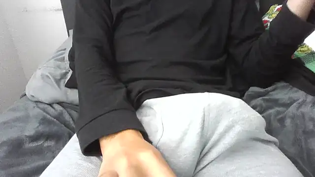 latinman7944 online show from 02-28-26, 06:40