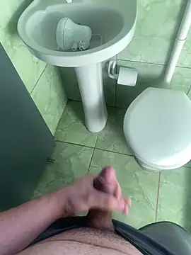 maiconsilva30- online show from 02-05-26, 12:01