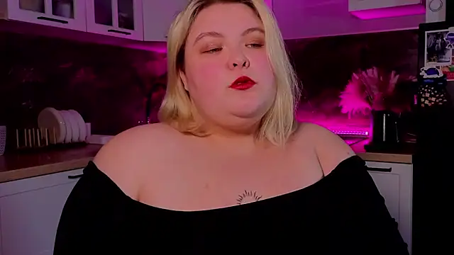 ellagoddes online show from 11-26-25, 05:13