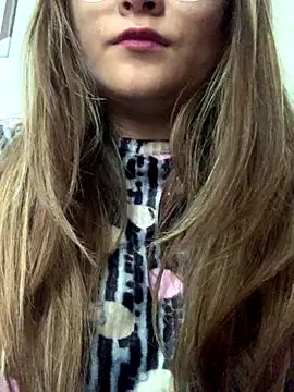 Snapshot of hotladki5 chatting on 01-08-26, 07:47 hotladki5 online show from 01-08-26, 07:47