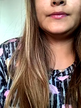 Snapshot of hotladki5 chatting on 12-23-25, 10:36 hotladki5 online show from 12-23-25, 10:36