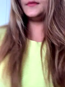 Snapshot of hotladki5 chatting on 12-21-25, 07:21 hotladki5 online show from 12-21-25, 07:21