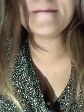 Snapshot of hotladki5 chatting on 12-05-25, 11:20 hotladki5 online show from 12-05-25, 11:20