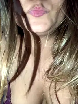 Snapshot of hotladki5 chatting on 11-29-25, 09:09 hotladki5 online show from 11-29-25, 09:09