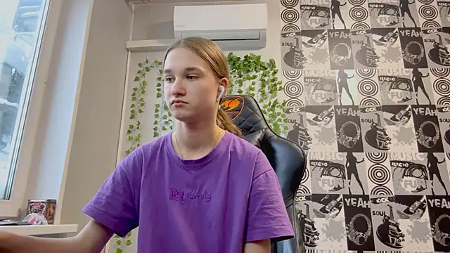 helgicuteness online show from 01-09-26, 09:05