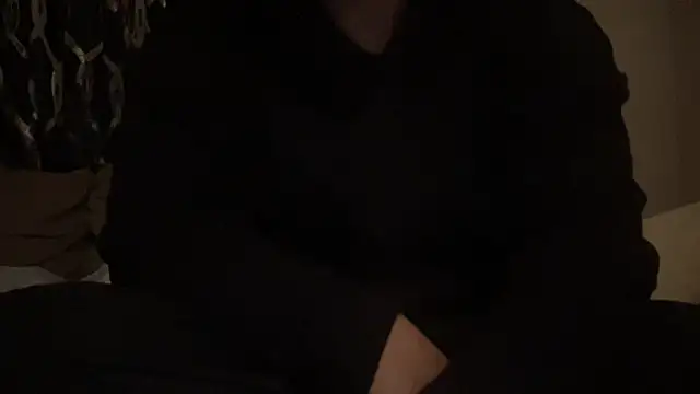 Snapshot of ELpatronn94 chatting on 12-04-25, 09:47 ELpatronn94 online show from 12-04-25, 09:47