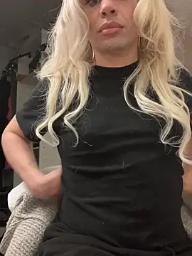 Snapshot of Babyboobabybye08 chatting on 02-25-26, 05:40 Babyboobabybye08 online show from 02-25-26, 05:40