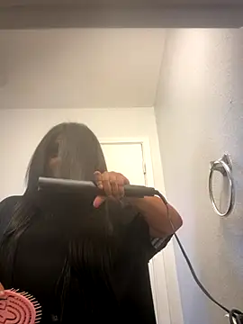 xoeewinters online show from 11-29-25, 02:50