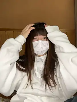 Snapshot of _NATSUMI chatting on 12-15-25, 02:12 NATSUMI online show from 12-15-25, 02:12