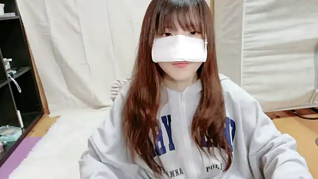 Snapshot of _NATSUMI chatting on 01-11-26, 05:58 NATSUMI online show from 01-11-26, 05:58