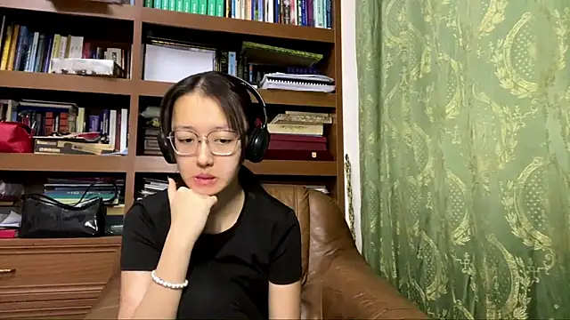 LinaClous online show from 01-07-26, 03:50