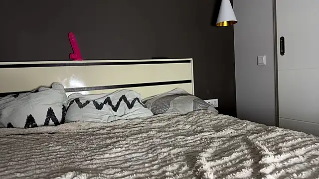 stellaqt online show from 12-15-25, 03:51