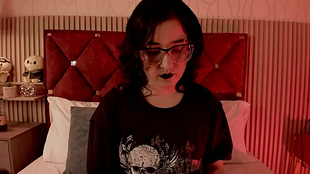 Kiri Velvet online show from 05-29-26, 08:48