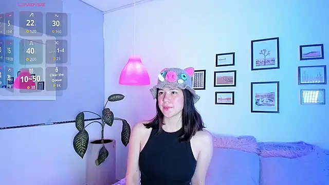 Skyy bloom online show from 04-19-26, 12:17