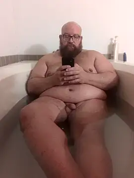 Snapshot of BigBearforCuddles chatting on 02-10-26, 03:38 BigBearforCuddles online show from 02-10-26, 03:38