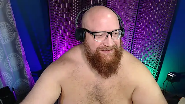 Snapshot of BigBearforCuddles chatting on 11-29-25, 07:36 BigBearforCuddles online show from 11-29-25, 07:36