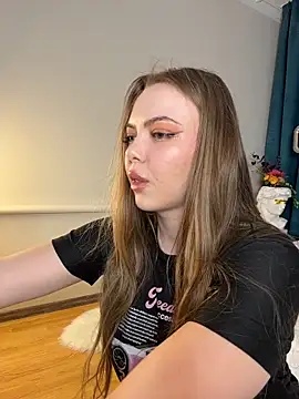 Snapshot of SinCityDoll chatting on 03-26-26, 05:17 SinCityDoll online show from 03-26-26, 05:17