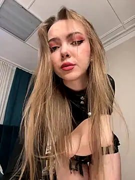 SinCityDoll online show from 11-29-25, 01:44