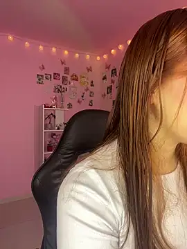 Davne  online show from 02-12-26, 12:32