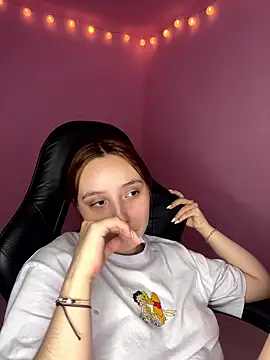 Davne  online show from 12-17-25, 10:42